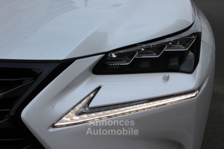 Lexus NX 2.5 300H 197 EXECUTIVE 4WD AUTO - <small></small> 19.990 € <small>TTC</small> - #17