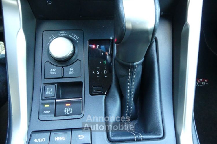Lexus NX 300h 2. 300 H 5 VVT-i 16V 197 Hybrid FWD E-CVT 155 cv Boîte auto - <small></small> 20.990 € <small>TTC</small> - #19