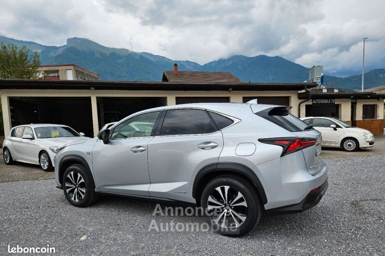 Lexus NX 300h 4wd f sport 03-2018 garantie 12 mois - <small></small> 25.990 € <small>TTC</small> - #2