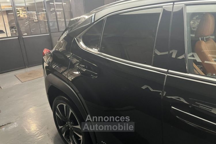 Lexus UX executive 250 CV - <small></small> 26.990 € <small>TTC</small> - #16