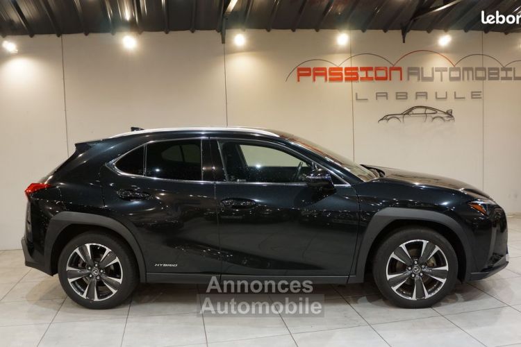 Lexus UX UX250H 4WD finition Exécutive, 08-2019-44100km - <small></small> 26.800 € <small>TTC</small> - #2