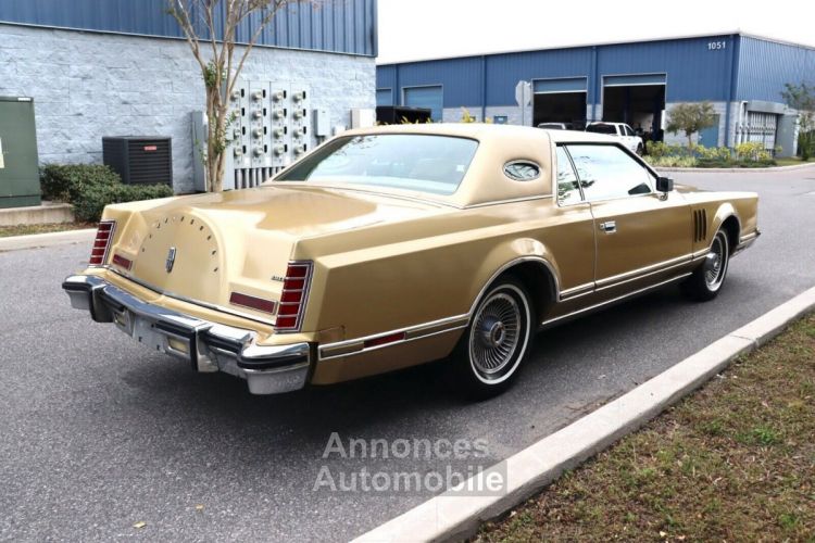 Lincoln Continental - <small></small> 24.300 € <small>TTC</small> - #4