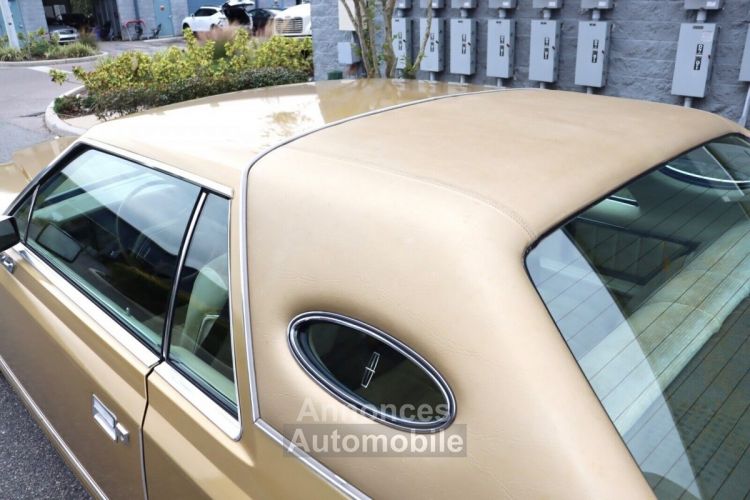 Lincoln Continental - <small></small> 24.300 € <small>TTC</small> - #13