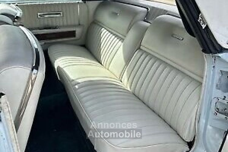 Lincoln Continental - <small></small> 75.200 € <small>TTC</small> - #8