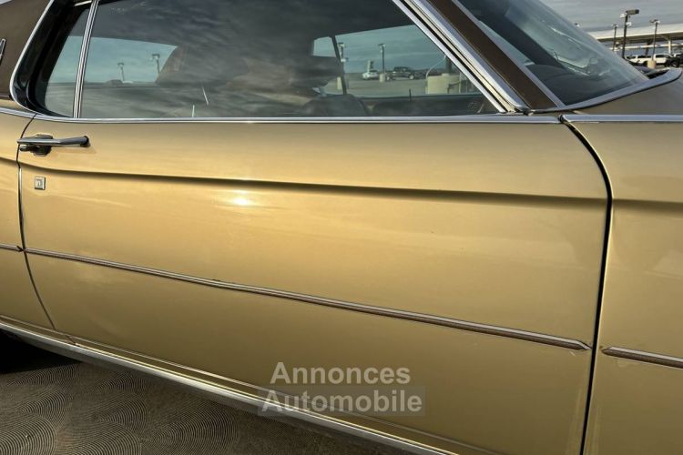 Lincoln Continental - <small></small> 26.300 € <small>TTC</small> - #11