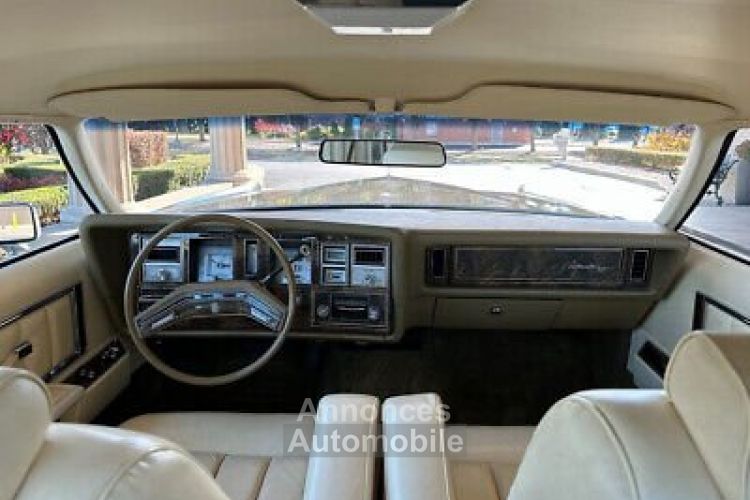 Lincoln Continental - <small></small> 23.500 € <small>TTC</small> - #18