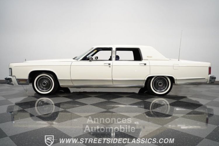 Lincoln Continental - <small></small> 20.300 € <small>TTC</small> - #3