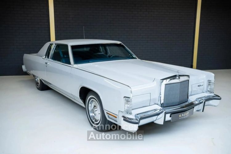 Lincoln Continental 1977 Coupe (1 owner, original paint) - <small></small> 37.950 € <small>TTC</small> - #11