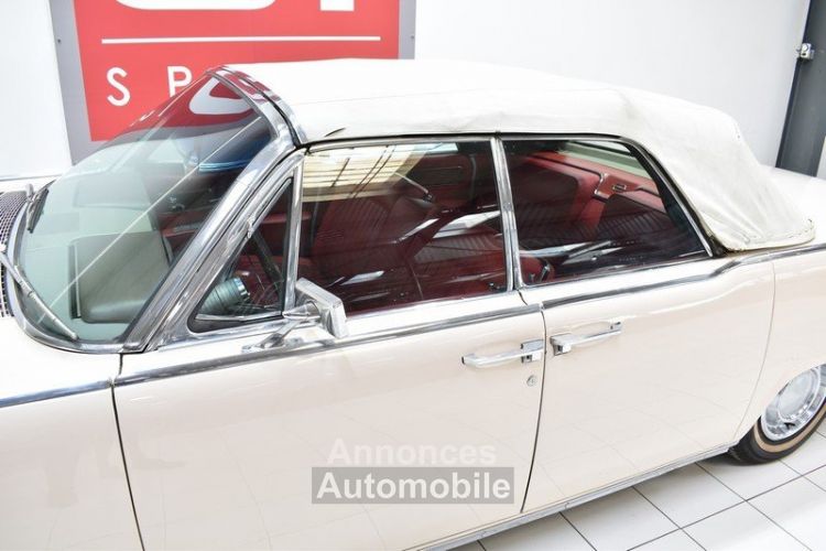 Lincoln Continental Convertible - <small></small> 39.900 € <small>TTC</small> - #22