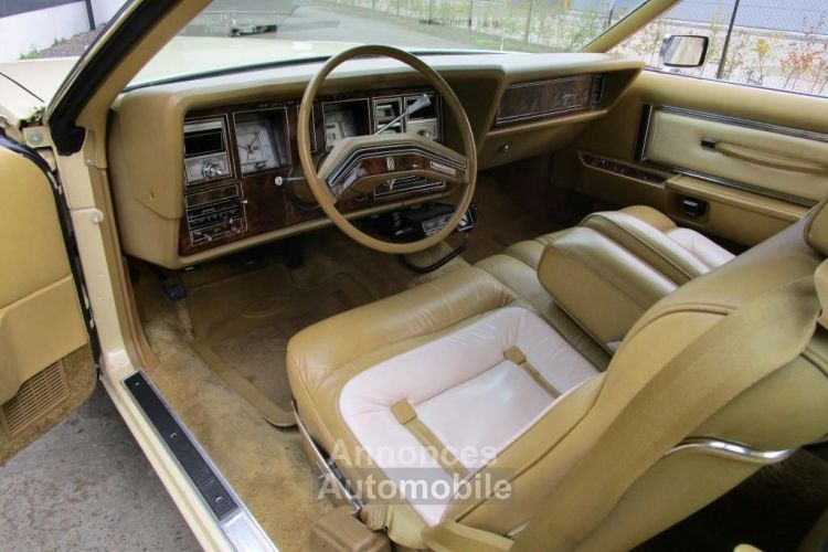 Lincoln Continental Mk V - <small></small> 28.000 € <small>TTC</small> - #17