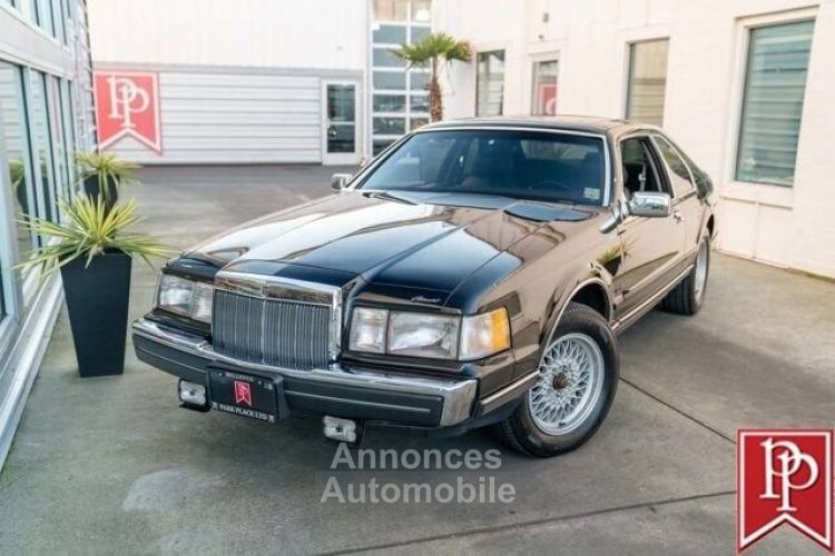 Lincoln Continental Mk VII  - <small></small> 30.800 € <small>TTC</small> - #2