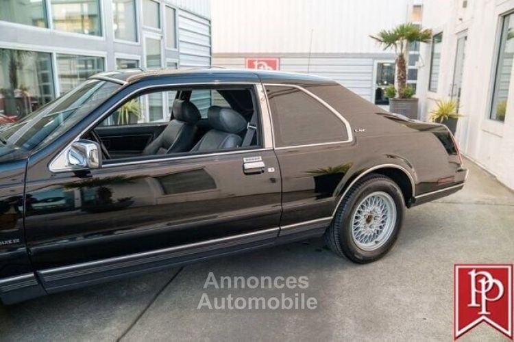 Lincoln Continental Mk VII  - <small></small> 30.800 € <small>TTC</small> - #9