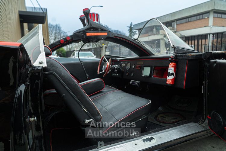 Lincoln Continental ORIGINAL BATMOBILE REPLICA - Prix sur Demande - #10