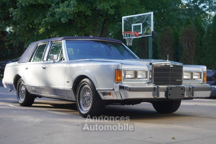 Lincoln Town Car - <small></small> 22.000 € <small>TTC</small> - #1