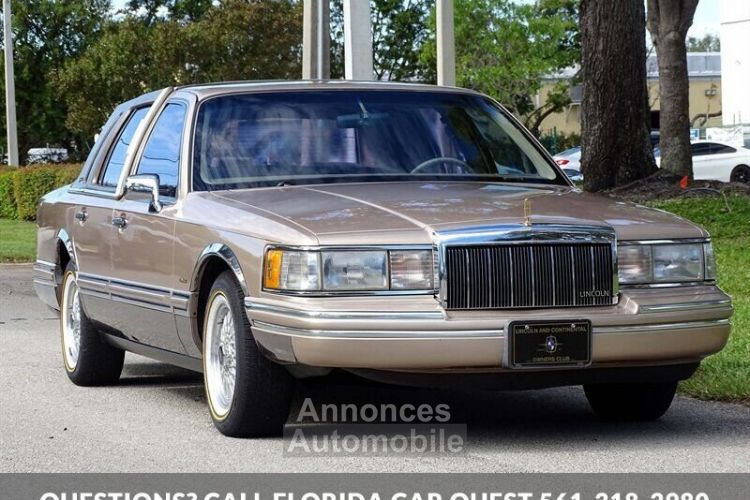 Lincoln Town Car - <small></small> 18.200 € <small>TTC</small> - #1