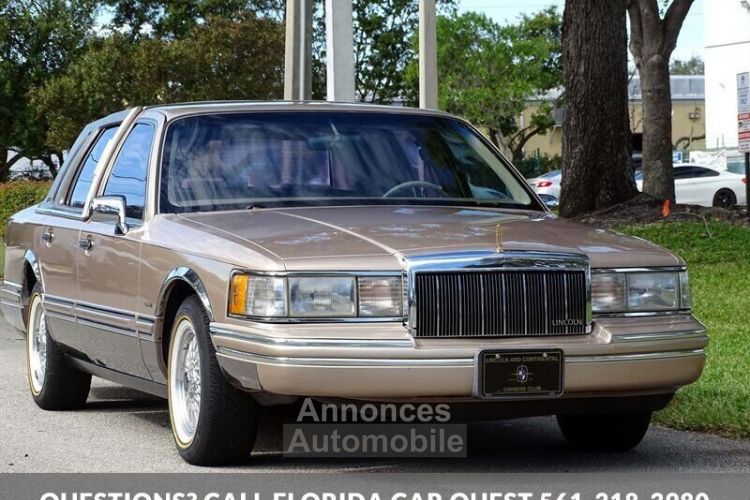 Lincoln Town Car - <small></small> 18.200 € <small>TTC</small> - #21