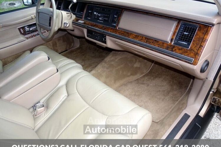 Lincoln Town Car - <small></small> 18.200 € <small>TTC</small> - #29