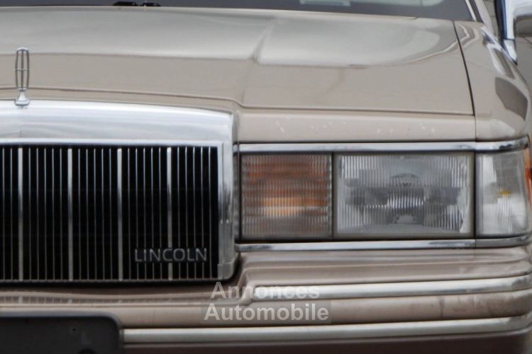 Lincoln Town Car - <small></small> 16.200 € <small>TTC</small> - #8