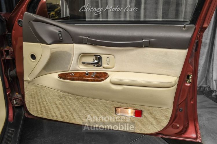 Lincoln Town Car - <small></small> 27.500 € <small>TTC</small> - #25