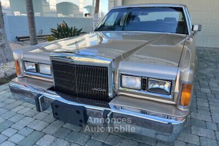 Lincoln Town Car - <small></small> 25.600 € <small>TTC</small> - #13