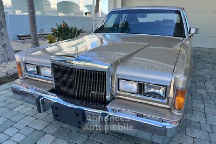 Lincoln Town Car - <small></small> 25.600 € <small>TTC</small> - #14