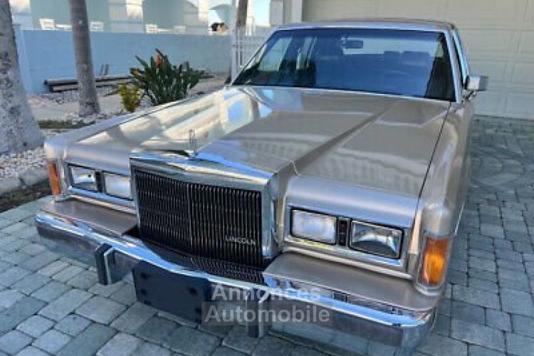 Lincoln Town Car - <small></small> 25.600 € <small>TTC</small> - #15