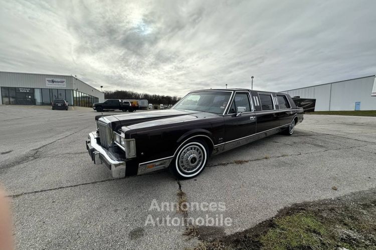 Lincoln Town Car base  - <small></small> 16.000 € <small>TTC</small> - #4