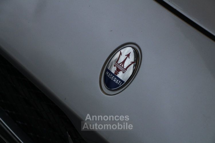 Maserati 4200 GT Spider BVM - <small>A partir de </small>490 EUR <small>/ mois</small> - #40