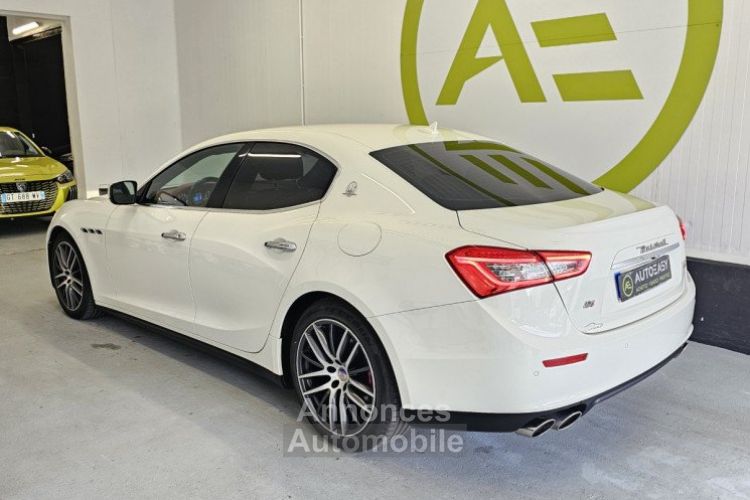 Maserati Ghibli 3.0 V6 275 Sport and Sound Camera Feux de route auto Siège électrique à mémoire - <small></small> 25.990 € <small>TTC</small> - #25