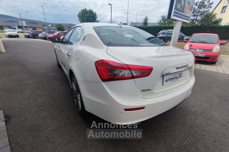 Maserati Ghibli 3.0 V6 330ch (Régulateur, Bluetooth, Caméra) - <small></small> 32.990 € <small>TTC</small> - #8