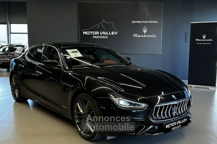 Maserati Ghibli 3.0 V6 350ch GranSport 256g - <small></small> 62.900 € <small>TTC</small> - #1