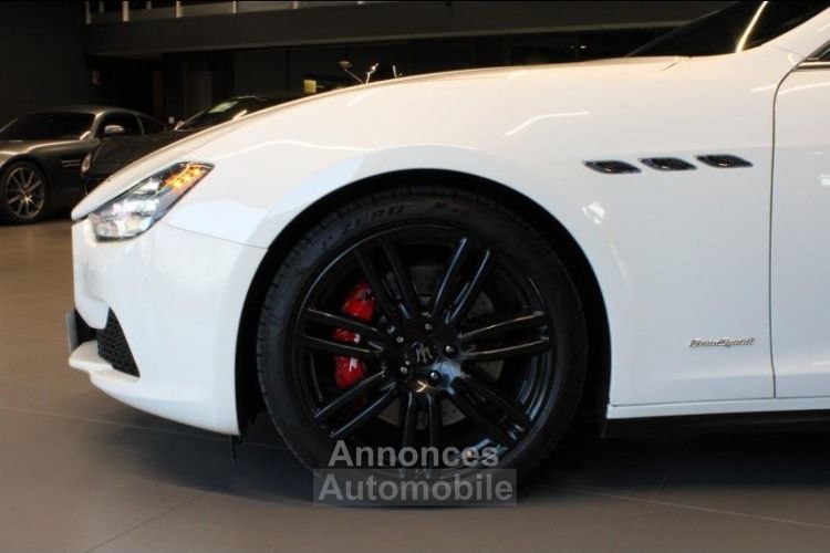 Maserati Ghibli 3.0 V6 410ch Start/Stop S Q4 - <small></small> 49.900 € <small>TTC</small> - #2