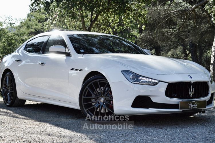 Maserati Ghibli MAGNIFIQUE MASERATI GHIBLI SQ4 3.0 V6 410ch BVA8 + DE 28Ke D'OPTIONS PACK CARBONE CARPLAY TOIT OUVRANT FULL CUIR 21 BOWERS & WILKINS ECUSSONS CAMERA  - <small></small> 47.990 € <small>TTC</small> - #1