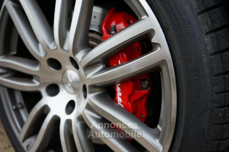 Maserati Ghibli V6 S Q4 - 1ère Main MASERATI Lyon - Pack Sport + Business + Premium + Confort + Carbone - Révisée 11/2023 - Gar. 12 Mois - <small></small> 52.950 € <small>TTC</small> - #15