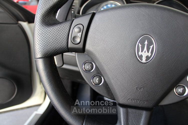 Maserati Grancabrio 450 BVA - <small>A partir de </small>990 EUR <small>/ mois</small> - #24