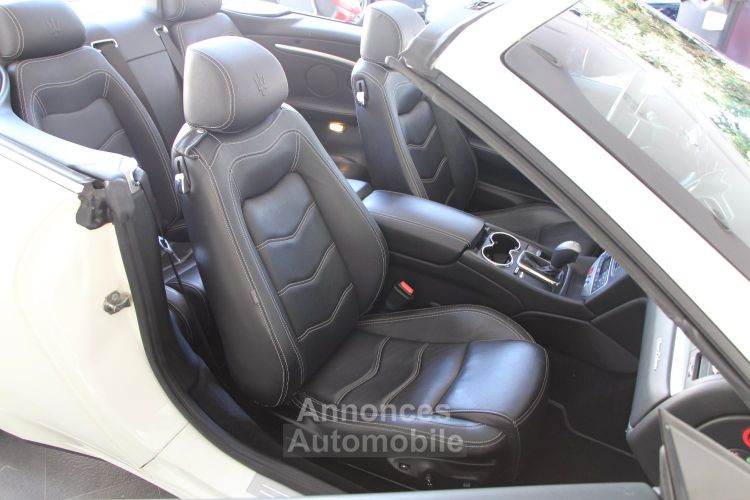 Maserati Grancabrio 450 BVA - <small>A partir de </small>990 EUR <small>/ mois</small> - #36