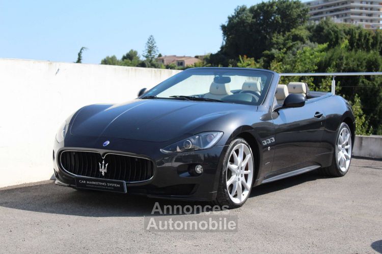 Maserati Grancabrio 4.7 V8 450 Sport BVA - <small>A partir de </small>590 EUR <small>/ mois</small> - #1
