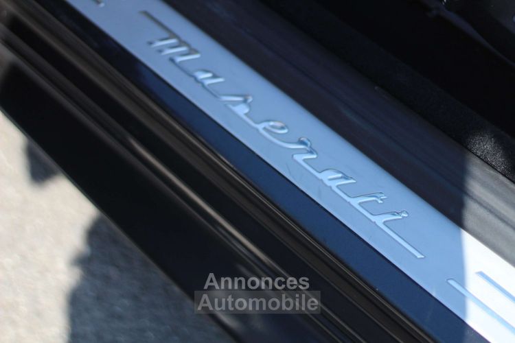 Maserati Grancabrio 4.7 V8 450 Sport BVA - <small>A partir de </small>590 EUR <small>/ mois</small> - #20