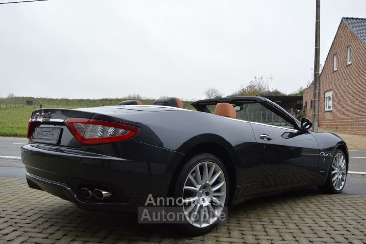 Maserati Grancabrio 4.7i V8 Superbe état !! 48.000 km !! - <small></small> 65.900 € <small></small> - #2