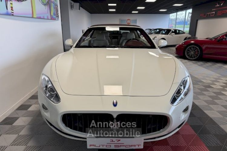 Maserati Grancabrio V8 4L7 - <small></small> 69.500 € <small>TTC</small> - #11