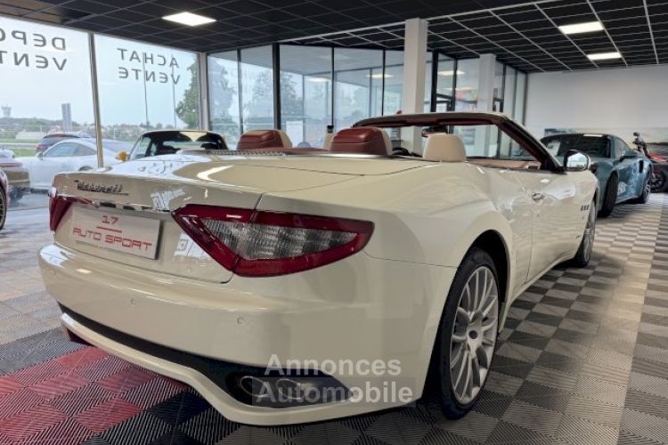 Maserati Grancabrio V8 4L7 - <small></small> 69.500 € <small>TTC</small> - #15