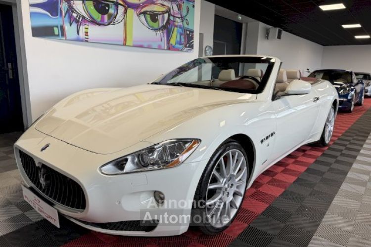 Maserati Grancabrio V8 4L7 - <small></small> 69.500 € <small>TTC</small> - #20