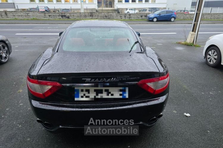 Maserati GranTurismo 4.2 V8 405 A - <small></small> 41.000 € <small>TTC</small> - #15