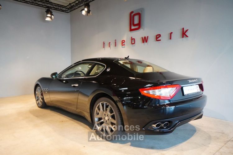 Maserati GranTurismo 4.2 V8 / Garantie 12 Mois - <small></small> 51.990 € <small>TTC</small> - #2