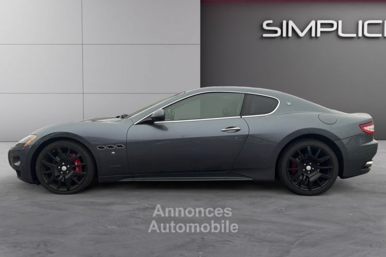 Maserati GranTurismo 4,7 S - <small></small> 37.480 € <small>TTC</small> - #4