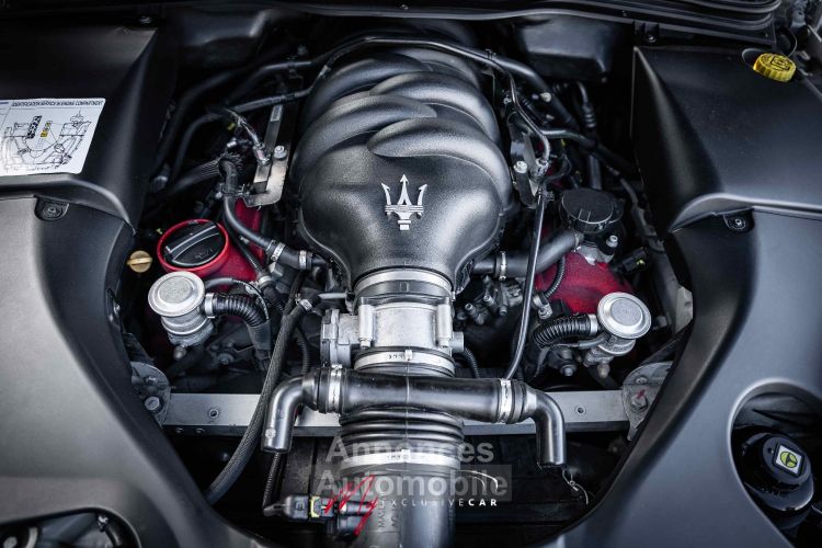 Maserati GranTurismo 4.7 S BVR - Embrayage 30% - PARFAIT Etat - Carnet complet et à jour (révision 04/2024) - Garantie 12 Mois - <small></small> 54.850 € <small>TTC</small> - #13