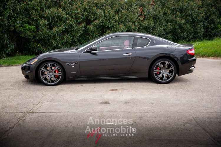 Maserati GranTurismo 4.7 S BVR - Garantie 12 Mois - Carnet Complet Et à Jour (révision Sera Faite Pour La Vente) - Très Bon Etat - Intérieur Cuir Rouge - <small></small> 49.990 € <small>TTC</small> - #2