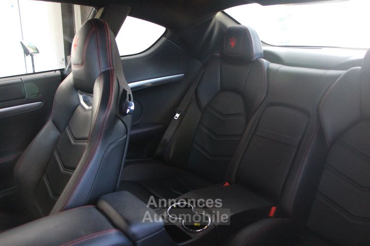 Maserati GranTurismo 4.7 V8 460 Sport - <small>A partir de </small>790 EUR <small>/ mois</small> - #8