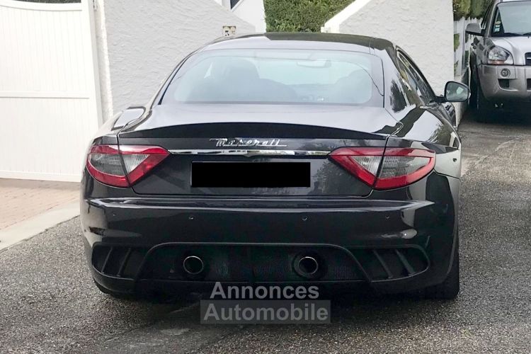 Maserati GranTurismo MC STRADALE 4.7 V8 460 CV F1 BVR - <small></small> 97.900 € <small></small> - #28