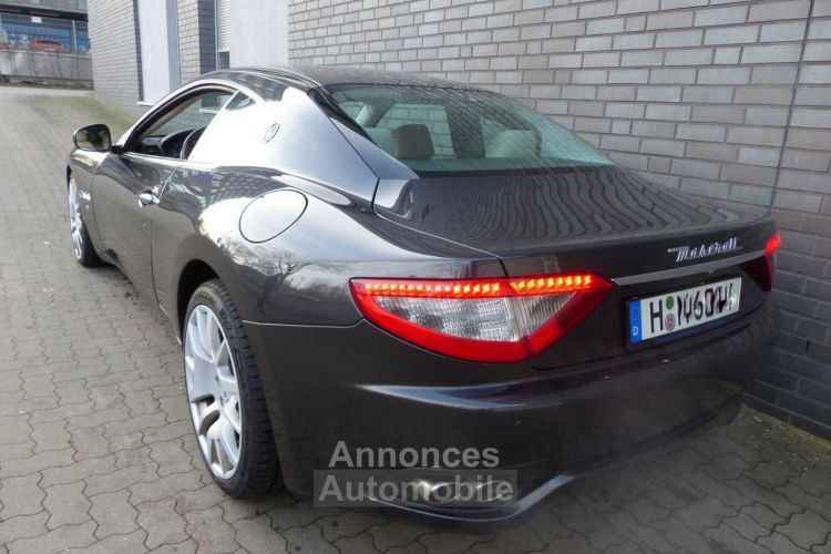 Maserati GranTurismo S 4.7 439ch BOITE AUTO GPS BLUETOOTH XENON SIEGES ELEC RADARS GARANTIE 12 MOIS - <small></small> 49.000 € <small>TTC</small> - #9